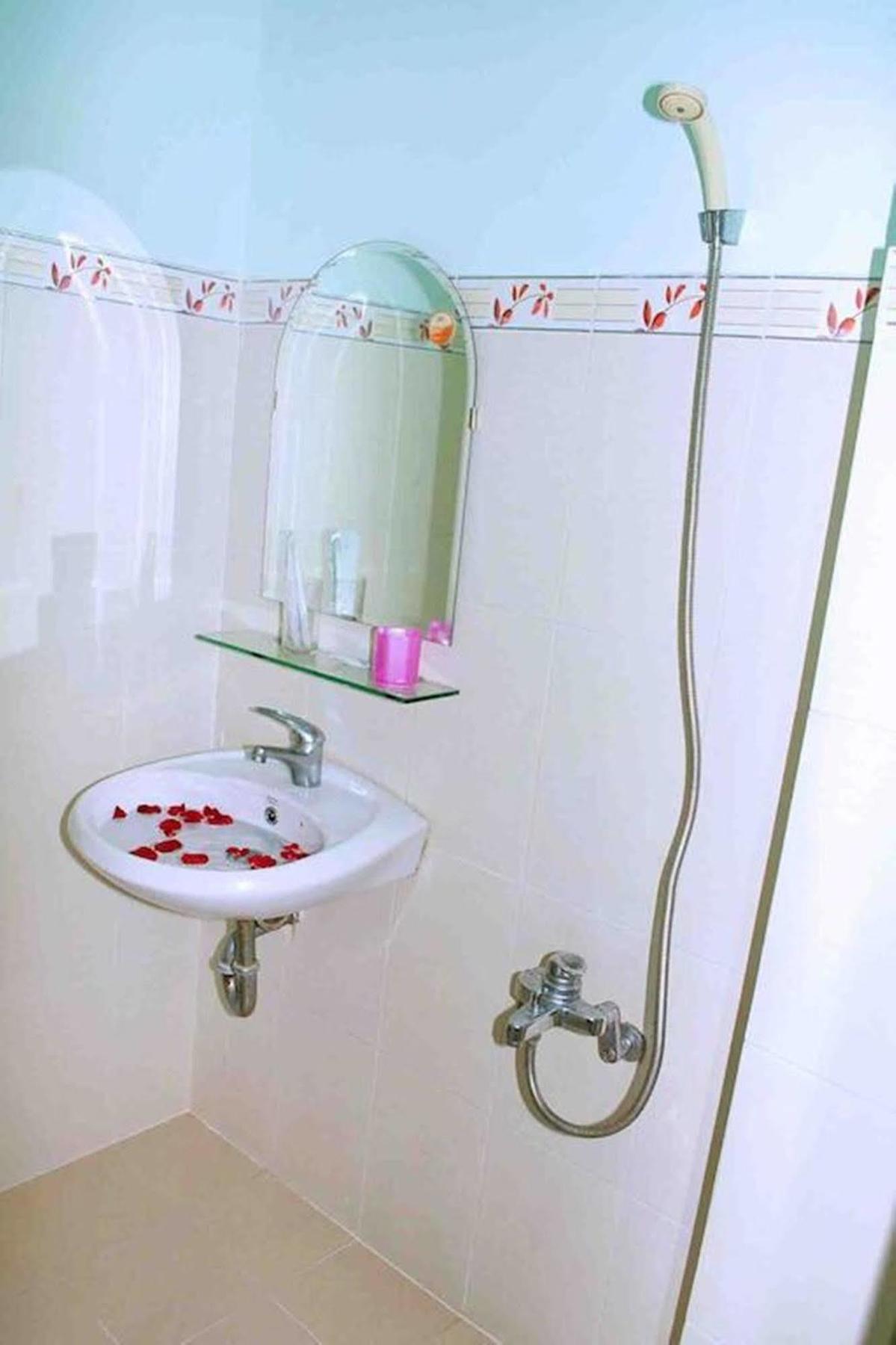 Ht3 Hotel На Транг Екстериор снимка