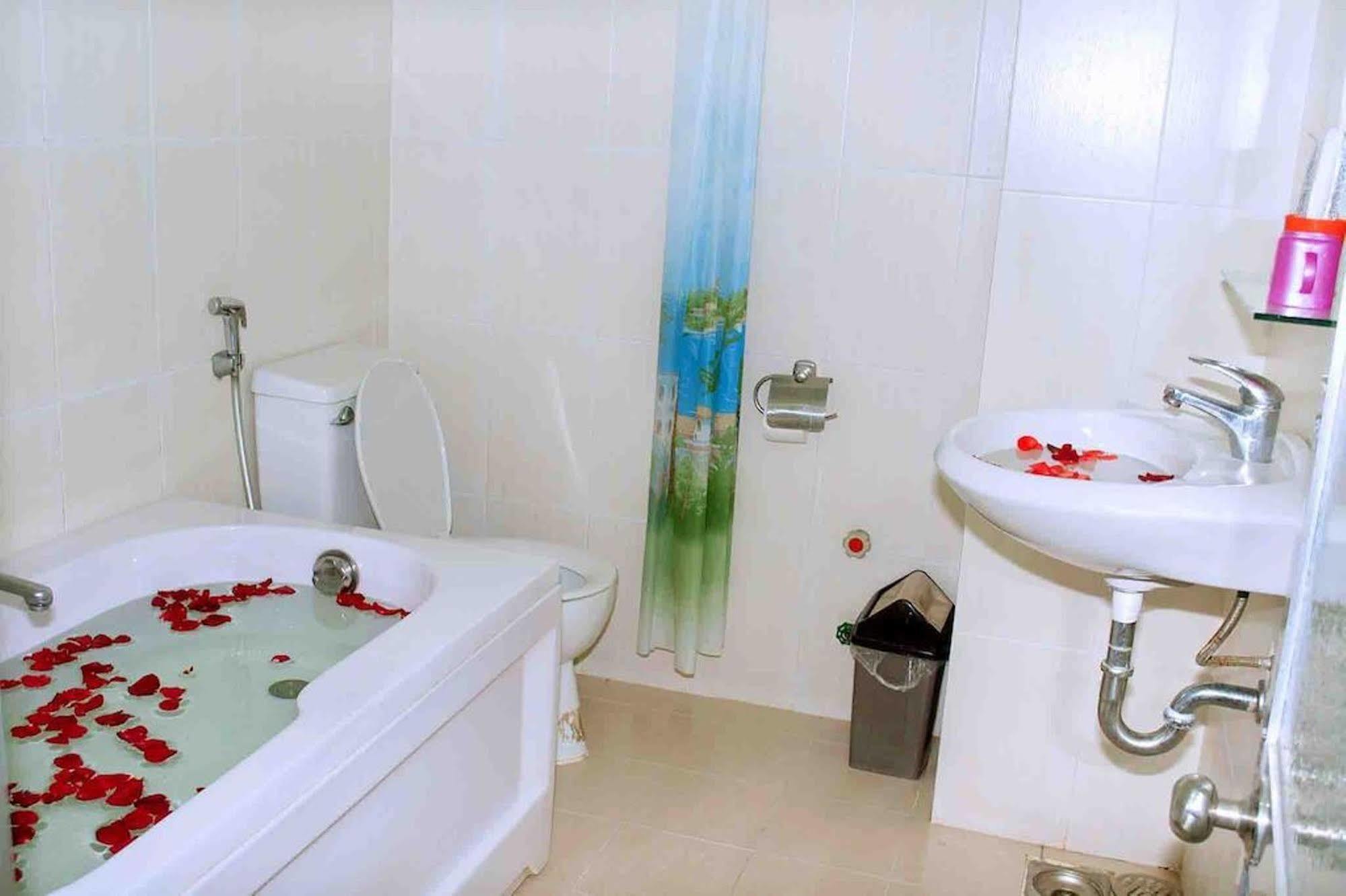 Ht3 Hotel На Транг Екстериор снимка