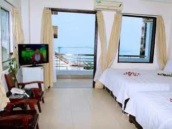 Ht3 Hotel На Транг Екстериор снимка