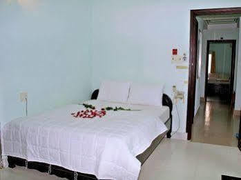 Ht3 Hotel На Транг Екстериор снимка